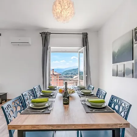 Casa Tramonti: Mountain-view With Terrace Dining - Happy